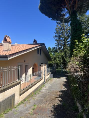 casa indipendente in vendita a Rocca di Papa