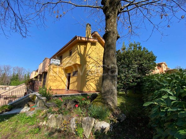 casa indipendente in vendita a Rocca di Papa
