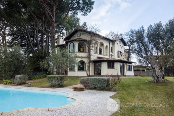 casa indipendente in vendita a Rocca di Papa