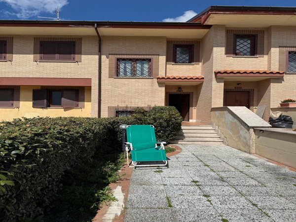 casa indipendente in vendita a Rocca di Papa