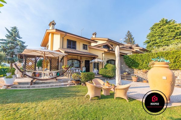 casa indipendente in vendita a Rocca di Papa