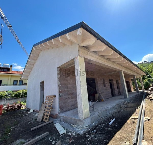 casa indipendente in vendita a Rocca di Papa