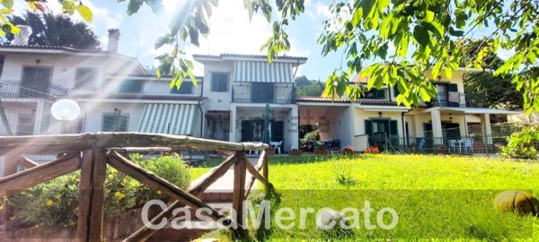 casa indipendente in vendita a Rocca di Papa