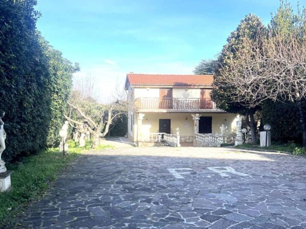 casa indipendente in vendita a Rocca di Papa