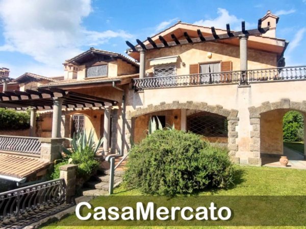 casa indipendente in vendita a Rocca di Papa