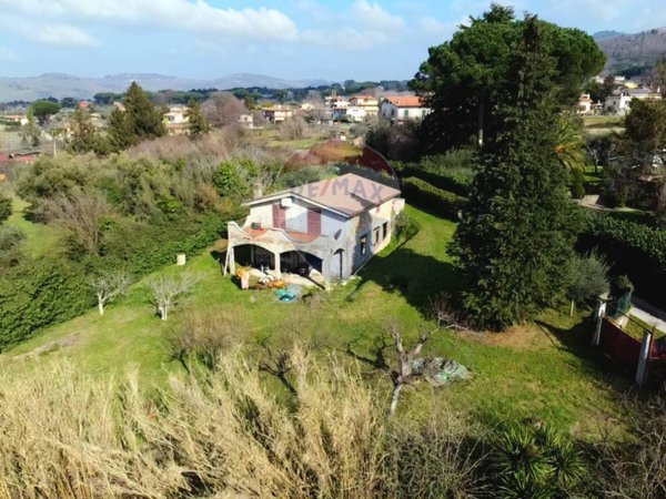 casa indipendente in vendita a Rocca di Papa