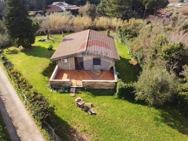 casa indipendente in vendita a Rocca di Papa