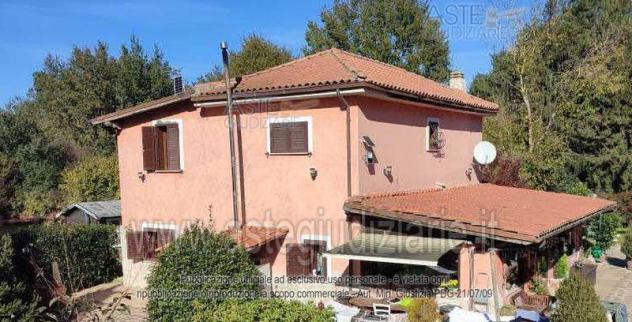 casa indipendente in vendita a Rocca di Papa in zona Vivaro