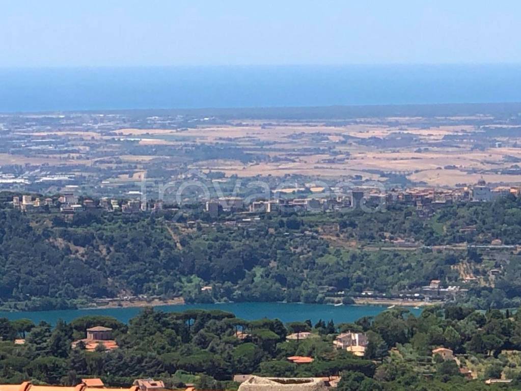 appartamento in vendita a Rocca di Papa