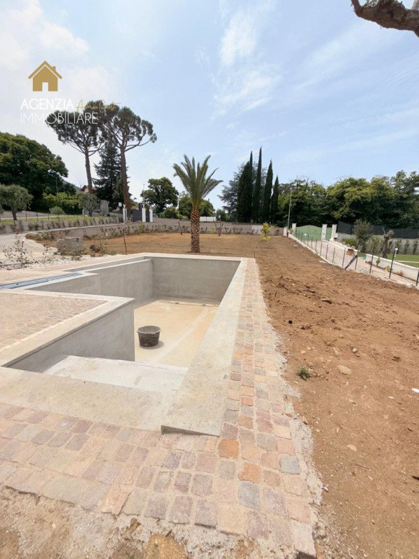 casa indipendente in vendita a Rocca di Papa