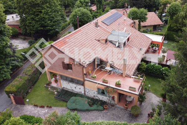 casa indipendente in vendita a Rocca di Papa
