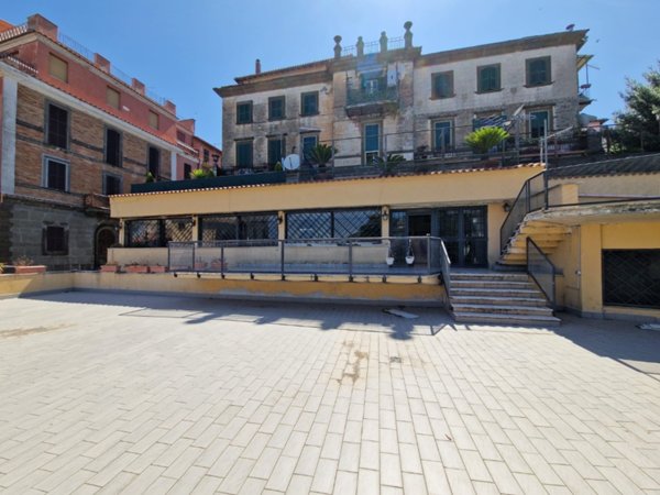 quadrivano in vendita a Rocca di Papa
