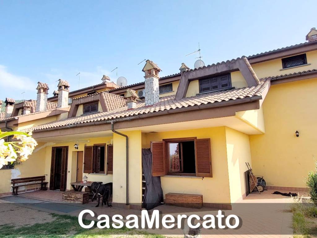 casa indipendente in vendita a Rocca di Papa