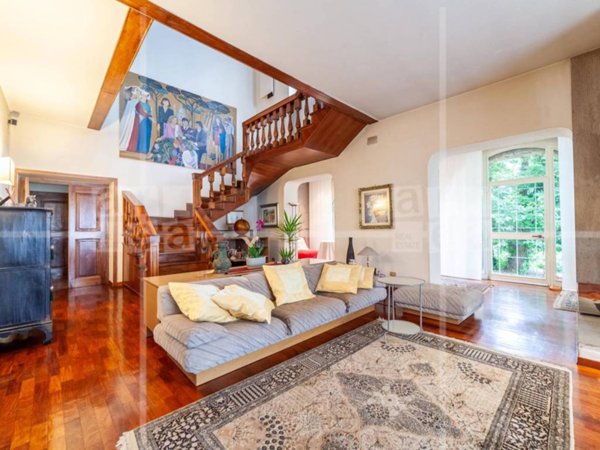 casa indipendente in vendita a Rocca di Papa in zona Tre Coni