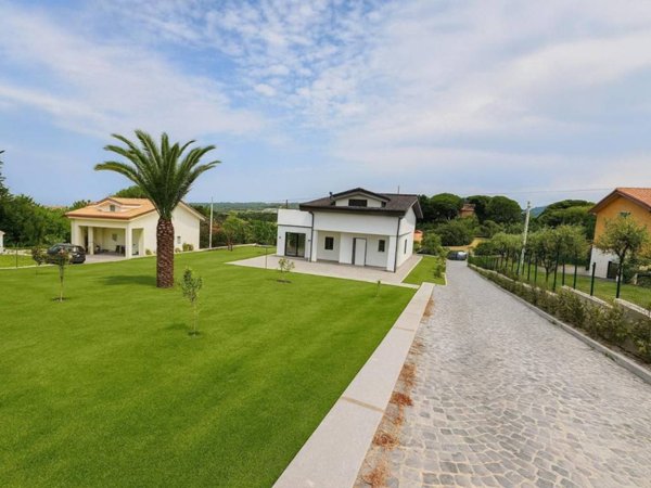 casa indipendente in vendita a Rocca di Papa