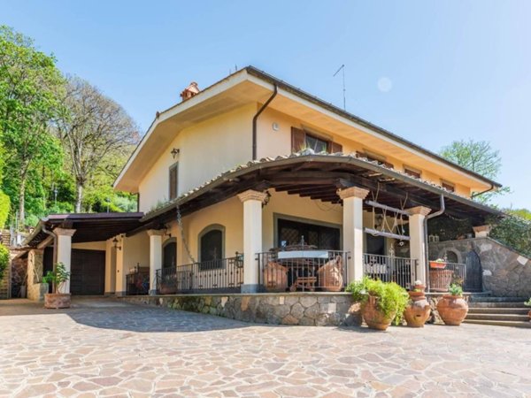 casa indipendente in vendita a Rocca di Papa