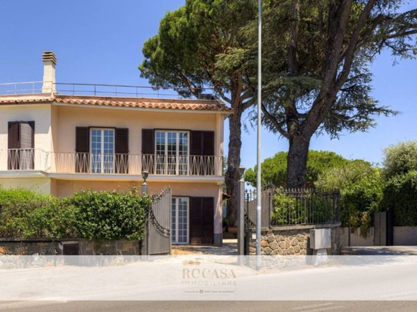casa indipendente in vendita a Rocca di Papa