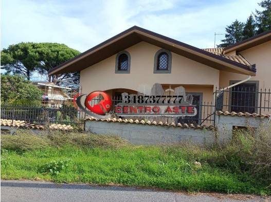 casa indipendente in vendita a Rocca di Papa
