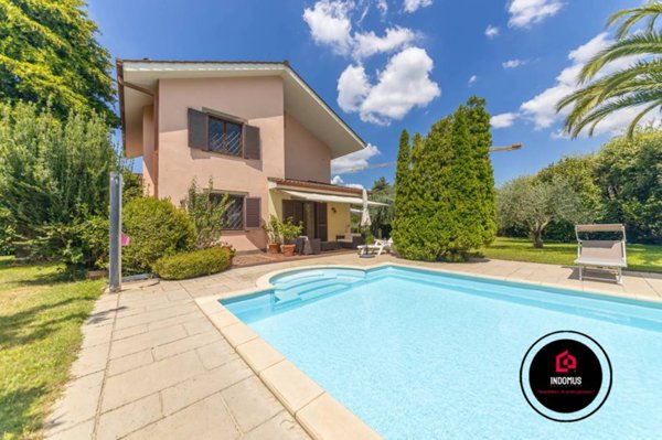 casa indipendente in vendita a Rocca di Papa