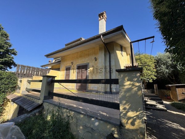 casa indipendente in vendita a Rocca di Papa