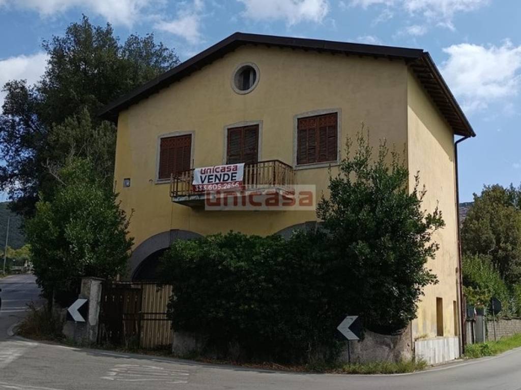 intera palazzina in vendita a Rocca di Papa