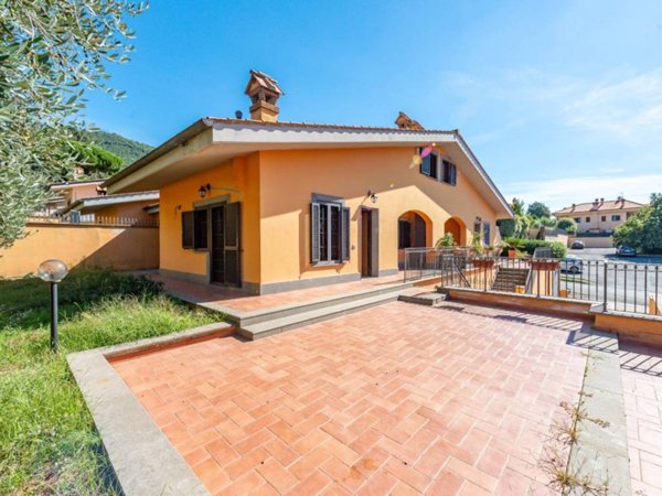 casa indipendente in vendita a Rocca di Papa