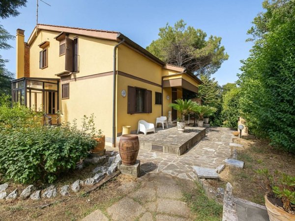 casa indipendente in vendita a Rocca di Papa