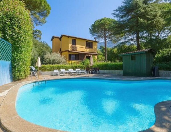 casa indipendente in vendita a Rocca di Papa in zona Tre Coni