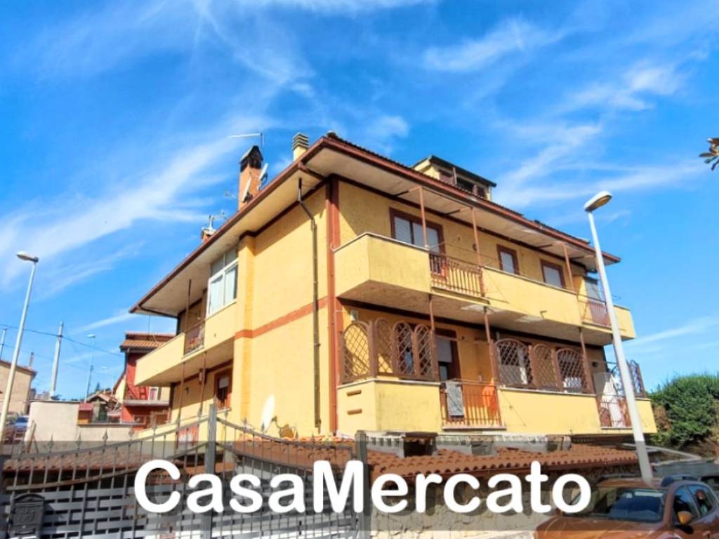 appartamento in vendita a Rocca di Papa