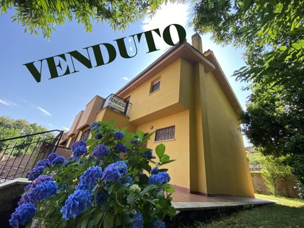 casa indipendente in vendita a Rocca di Papa