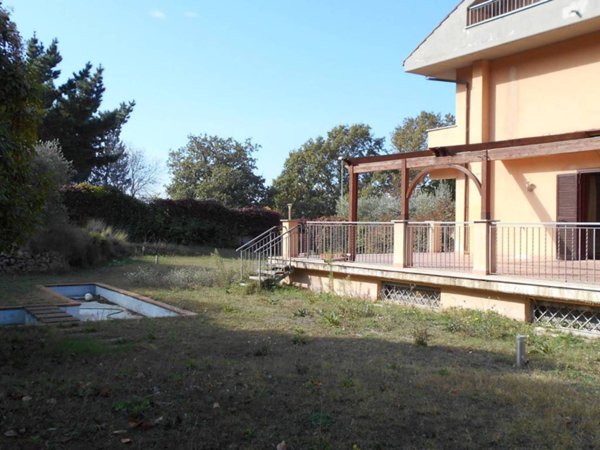 casa indipendente in vendita a Rocca di Papa