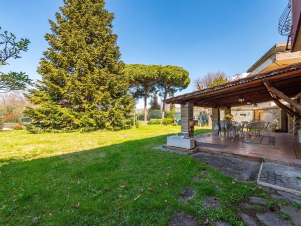 casa indipendente in vendita a Rocca di Papa
