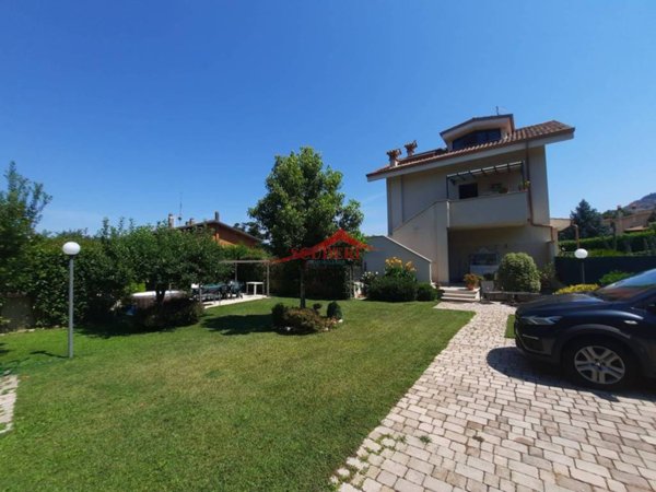 casa indipendente in vendita a Rocca di Papa