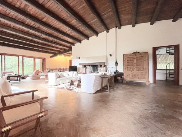 casa indipendente in vendita a Rocca di Papa in zona Vivaro