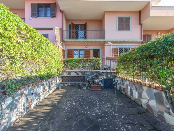 casa indipendente in vendita a Rocca di Papa