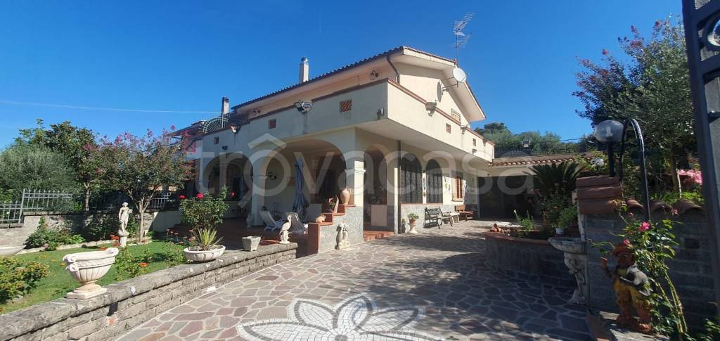 casa indipendente in vendita a Rocca di Papa