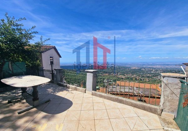 appartamento in vendita a Rocca di Papa