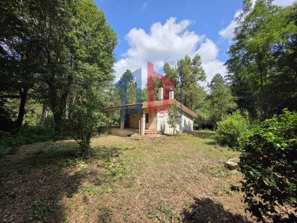 casa indipendente in vendita a Rocca di Papa in zona Vivaro