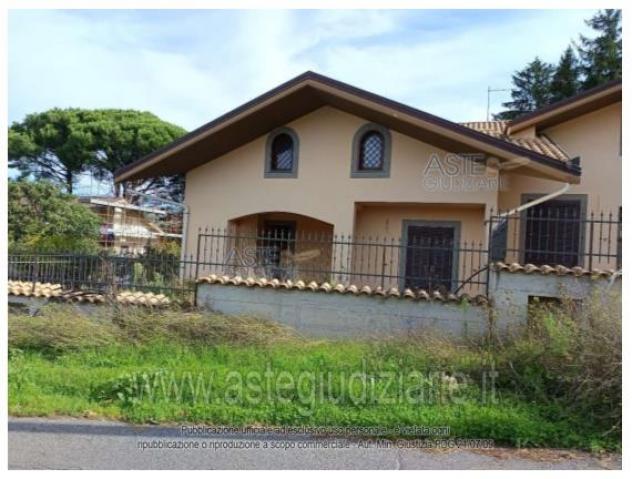 casa indipendente in vendita a Rocca di Papa