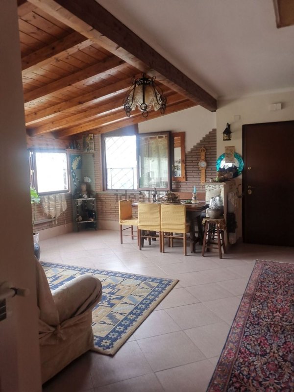 appartamento in vendita a Rocca di Papa in zona Tre Coni
