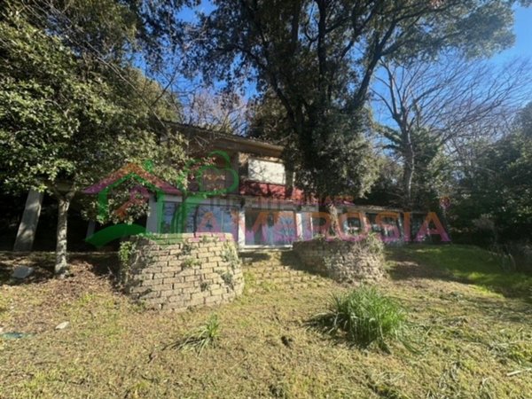 casa indipendente in vendita a Rocca di Papa