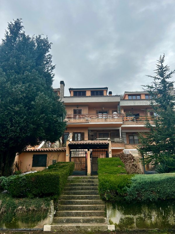 appartamento in vendita a Rocca di Papa