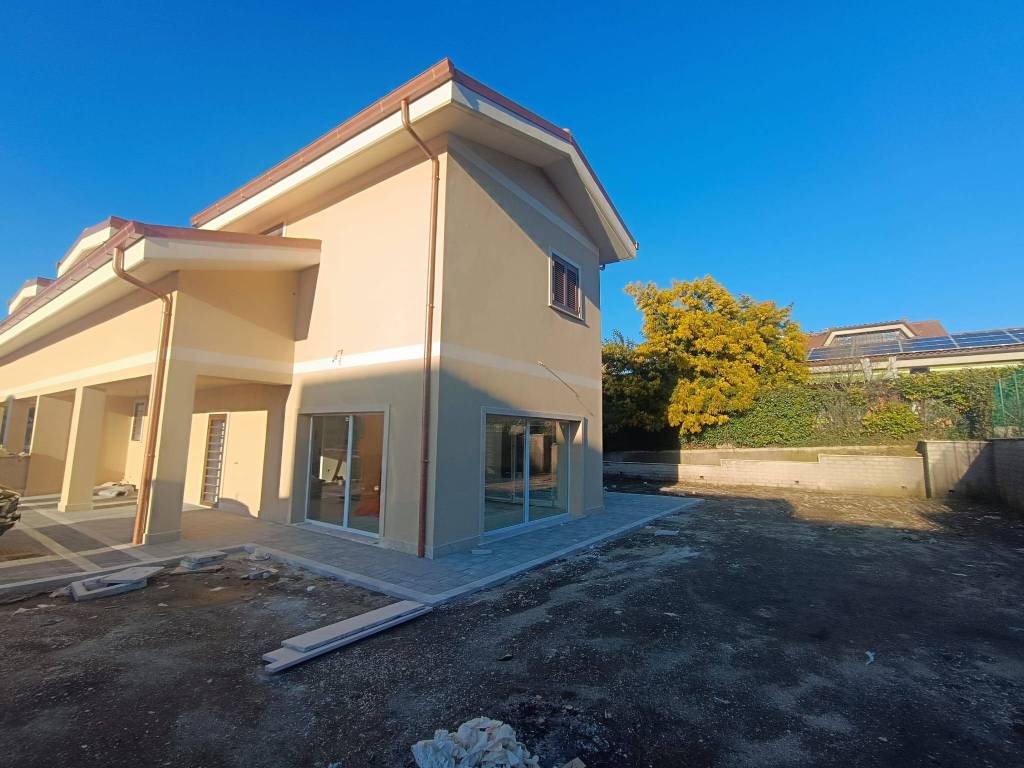 casa indipendente in vendita a Rocca di Papa