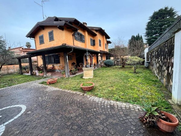 casa indipendente in vendita a Rocca di Papa