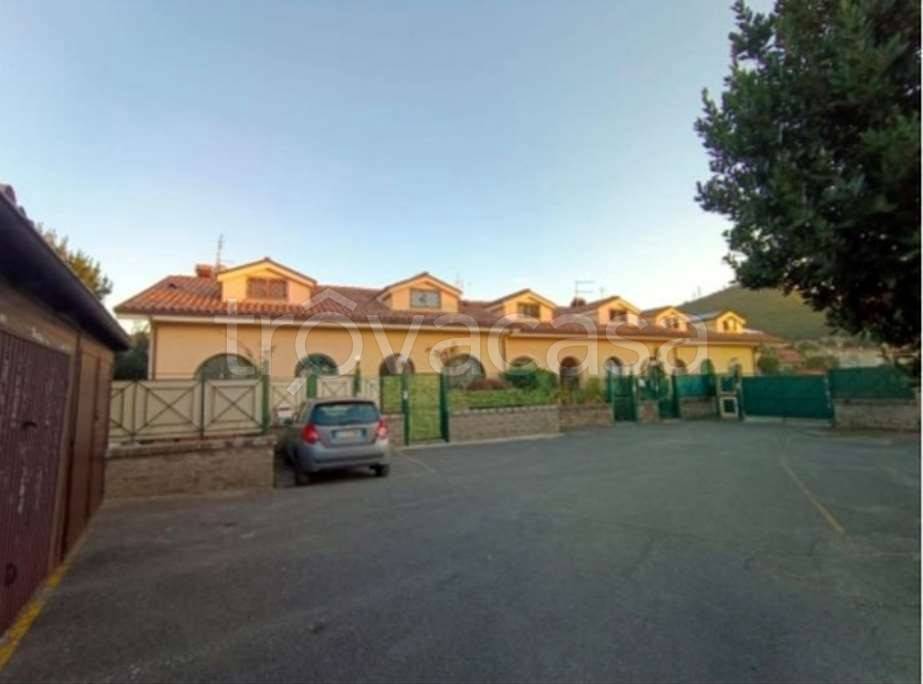 casa indipendente in vendita a Rocca di Papa