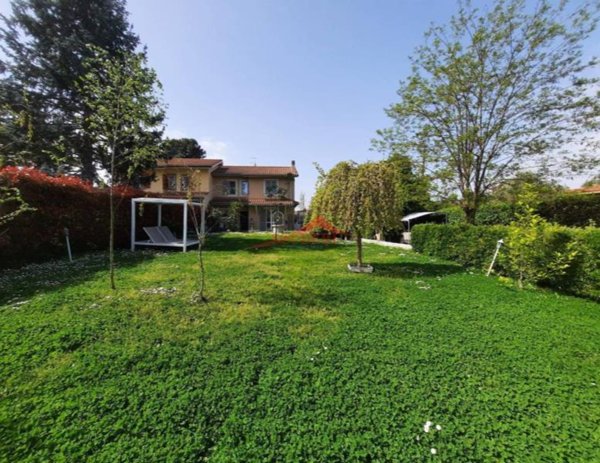 casa indipendente in vendita a Rocca di Papa