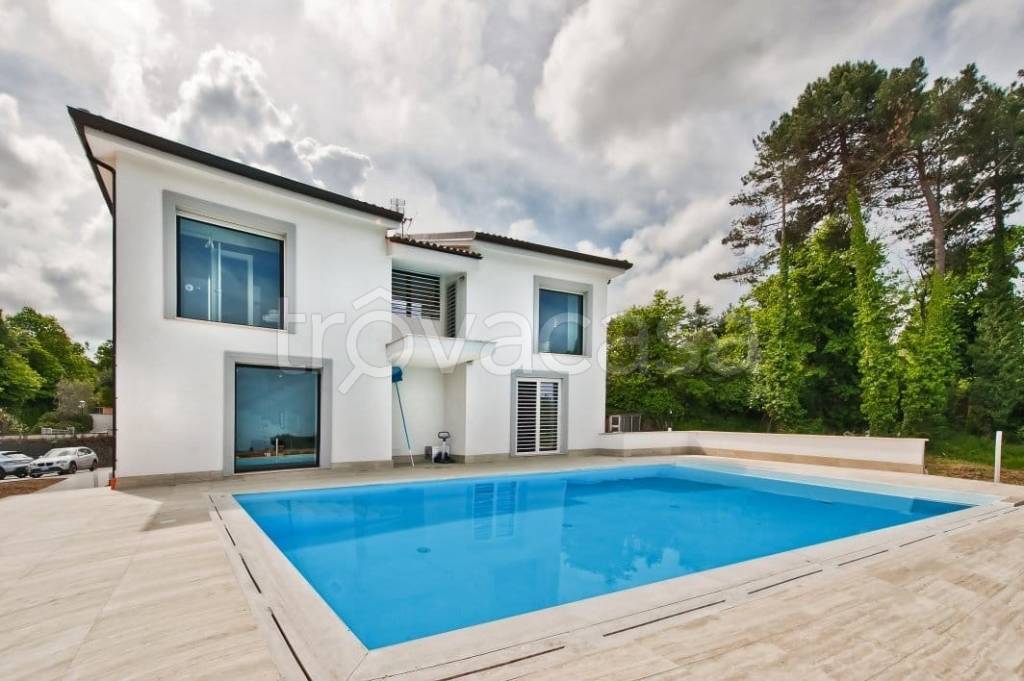 casa indipendente in vendita a Rocca di Papa