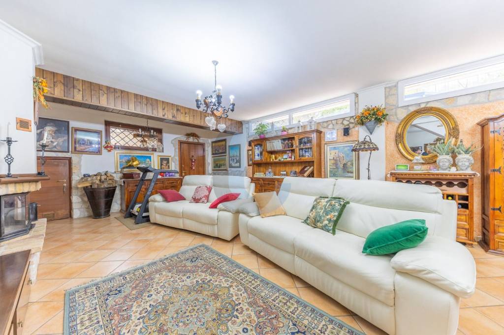 casa indipendente in vendita a Rocca di Papa