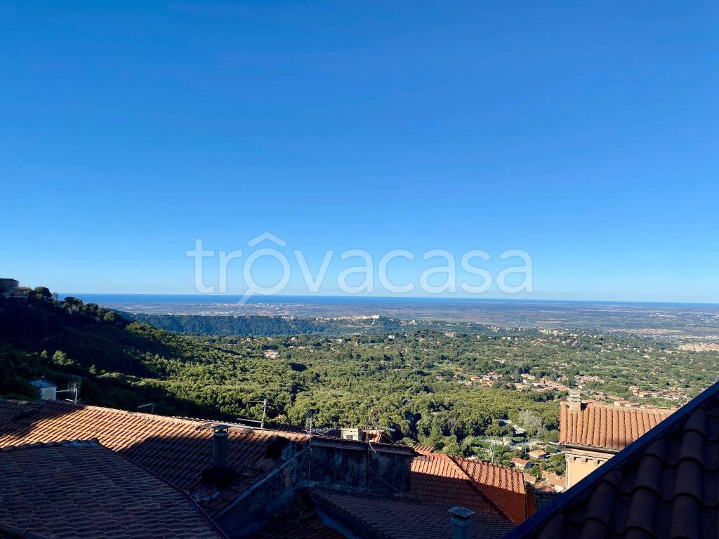 appartamento in vendita a Rocca di Papa