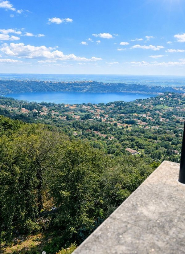 appartamento in vendita a Rocca di Papa